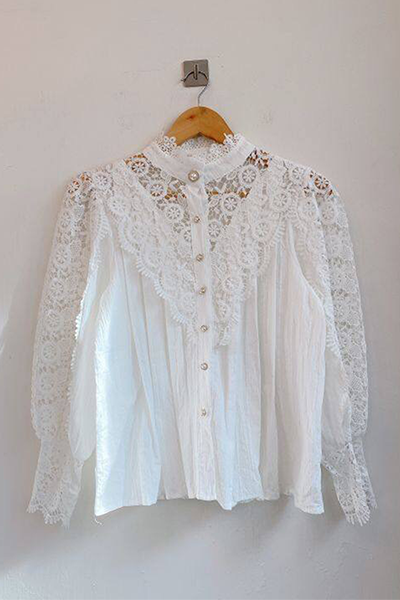 Elegant Patchwork Lace Hollowed Out Buckle Mandarin Collar Tops(3 Colors)